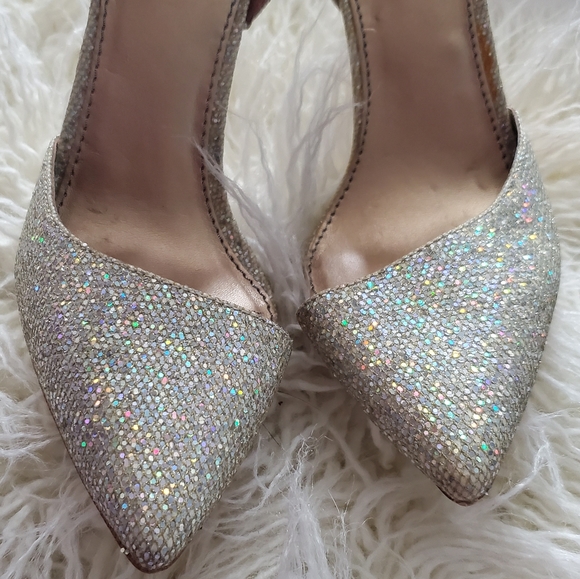 Badgley Mischka Vida Heel - Picture 2 of 8